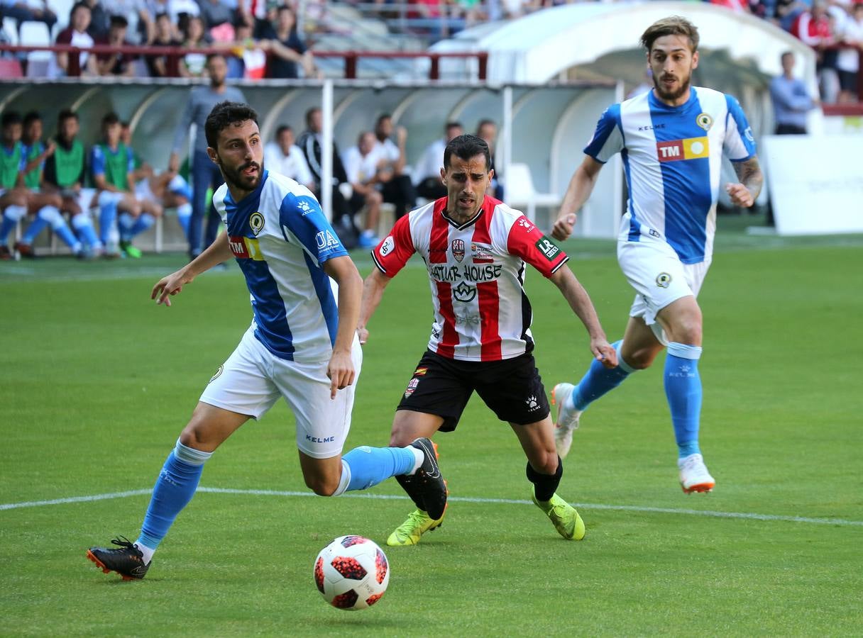 Los blanquirrojos no han pasado del empate ante el bloque alicantino y han quedado eliminados del 'play off' de ascenso a Segunda División.