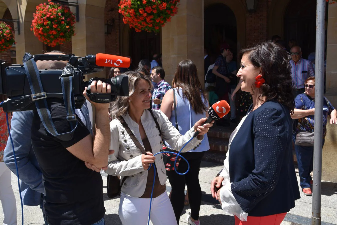 Fotos: Las imágenes de la investidura de Elisa Garrido como alcaldesa de Calahorra