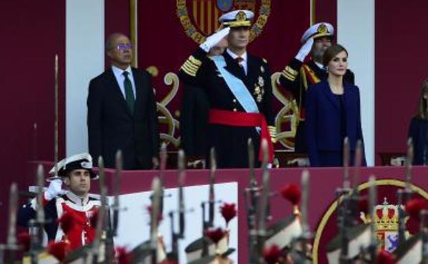 Así es la Orden de la Jarretera de la que será caballero Felipe VI