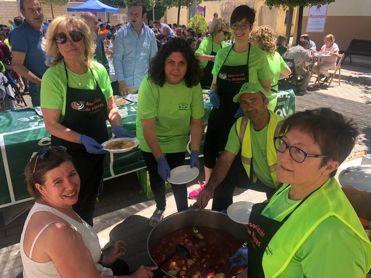 VII marcha Villa de Tudelilla, con 250 personas más unos 20 integrantes de ASPACE Rioja, entidad a la que se destinó parte de la recaudación.