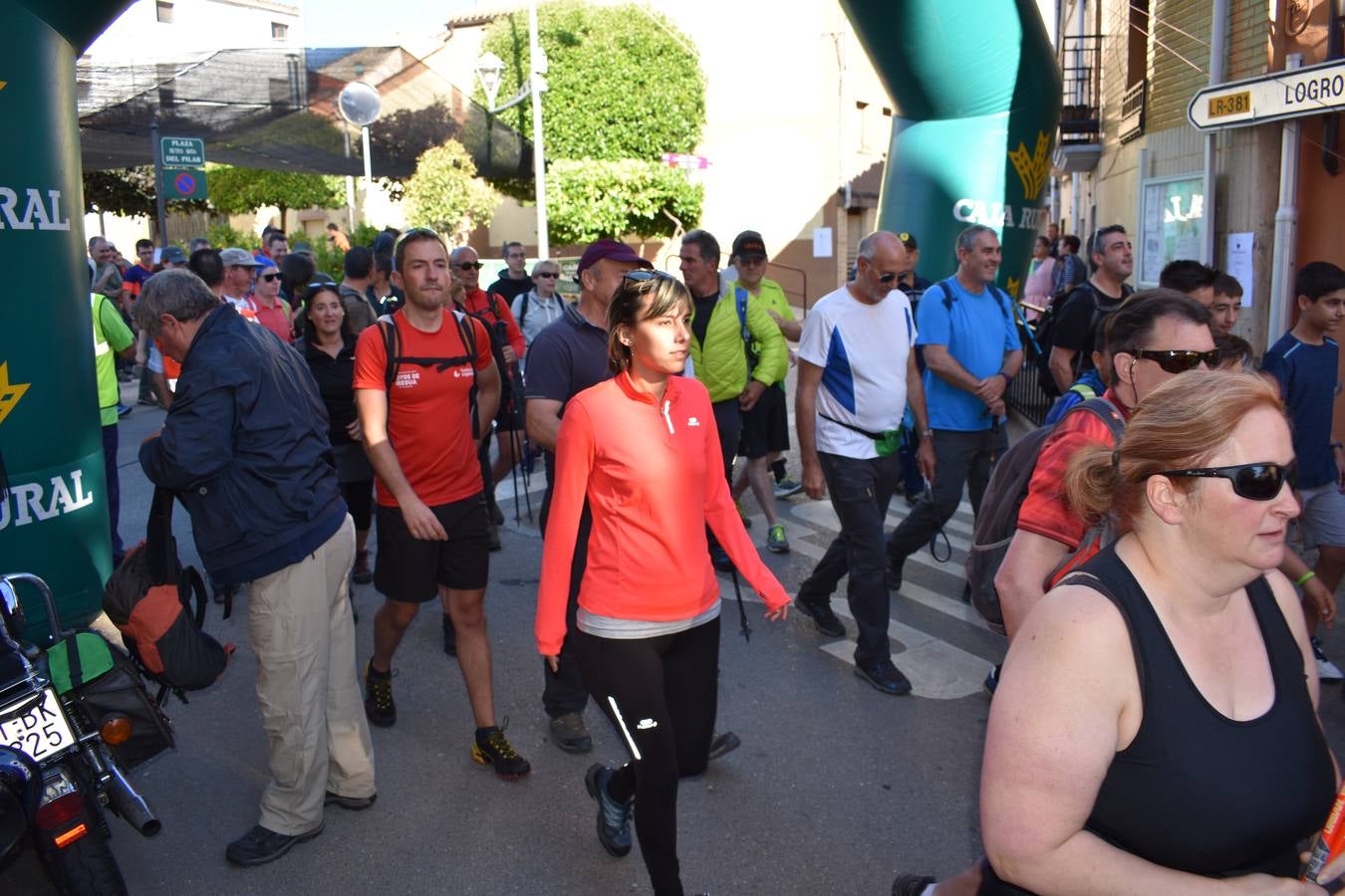 VII marcha Villa de Tudelilla, con 250 personas más unos 20 integrantes de ASPACE Rioja, entidad a la que se destinó parte de la recaudación.