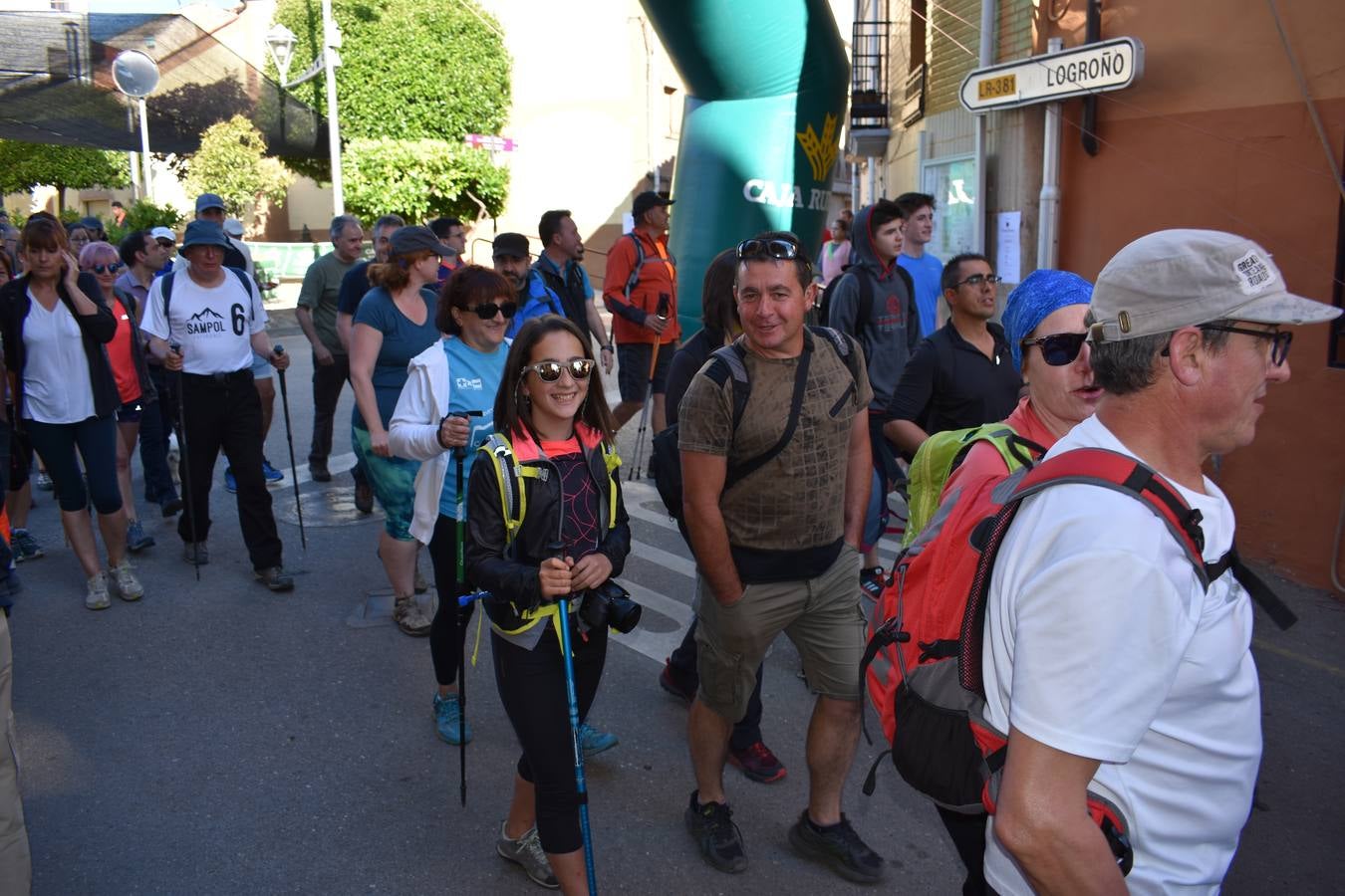 VII marcha Villa de Tudelilla, con 250 personas más unos 20 integrantes de ASPACE Rioja, entidad a la que se destinó parte de la recaudación.