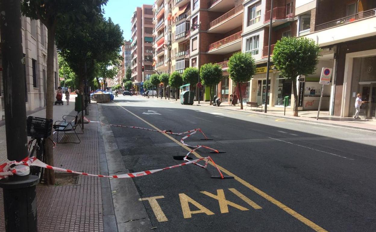 El socavón está ubicado en la calle Pío XII