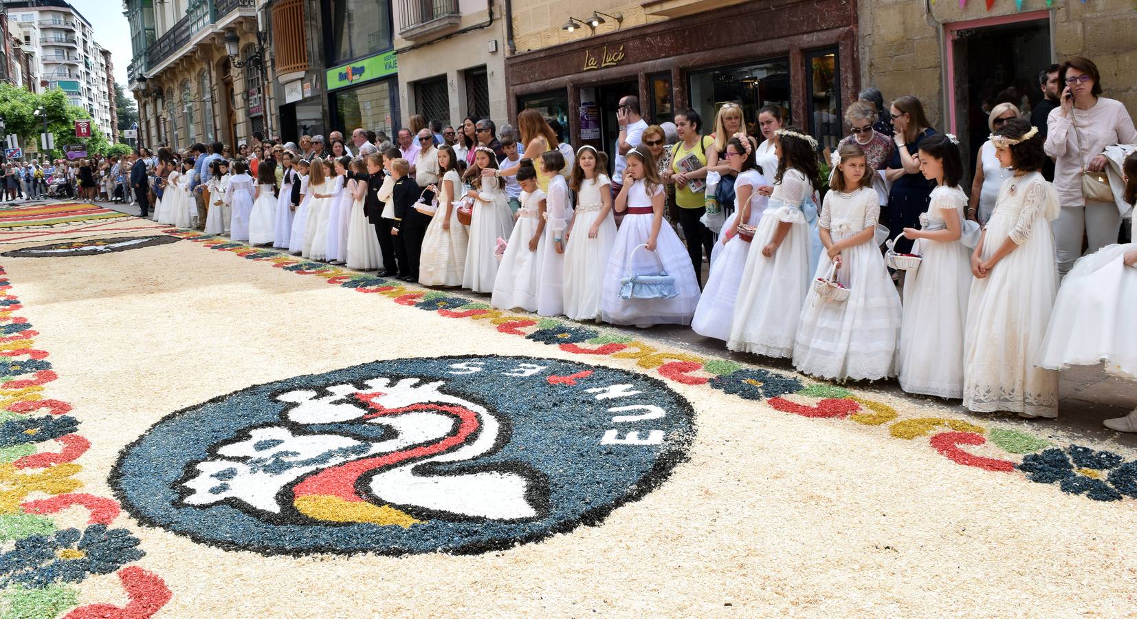 Fotos: El Corpus se celebra en Logroño