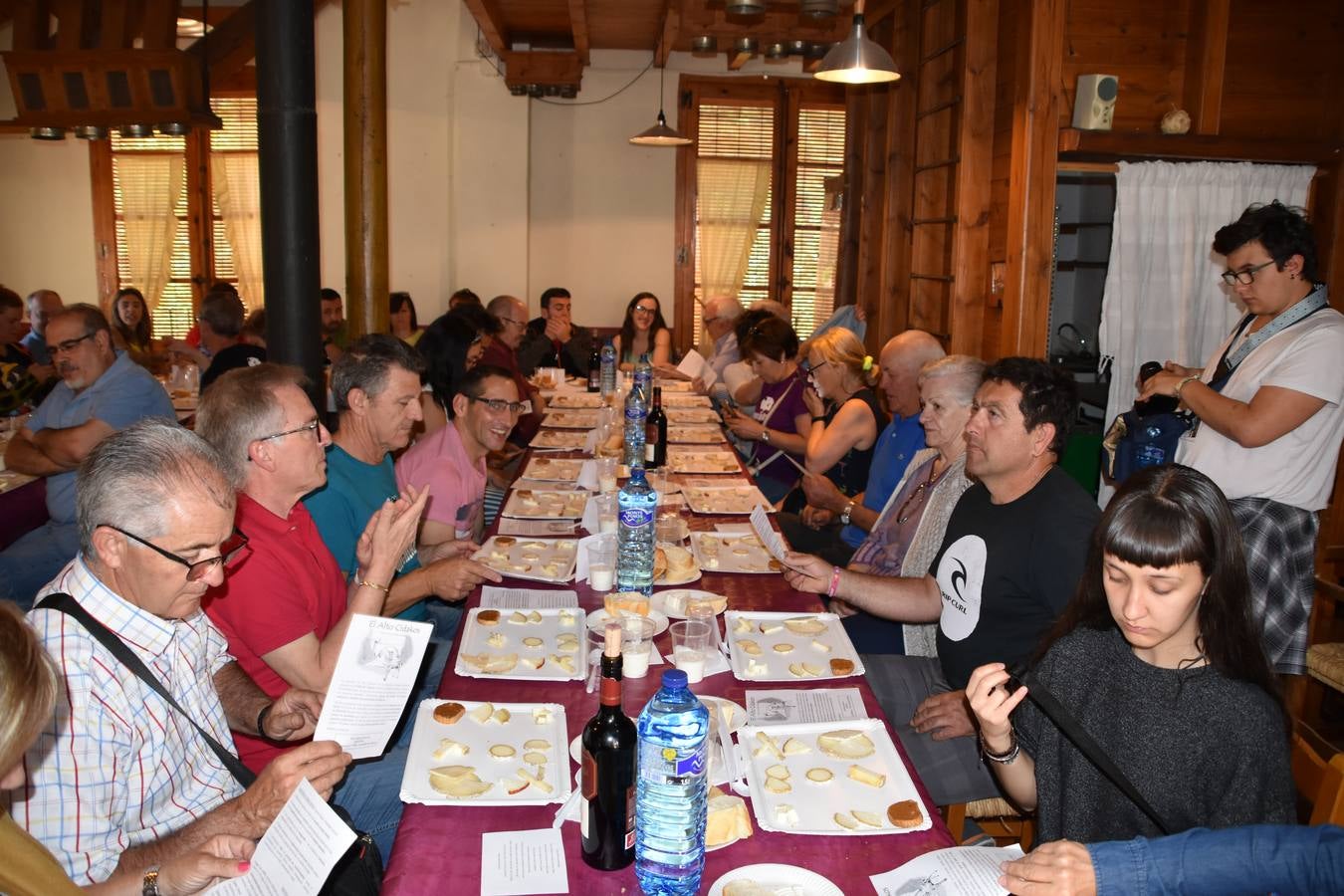 Gran ambiente en las calles de Enciso.