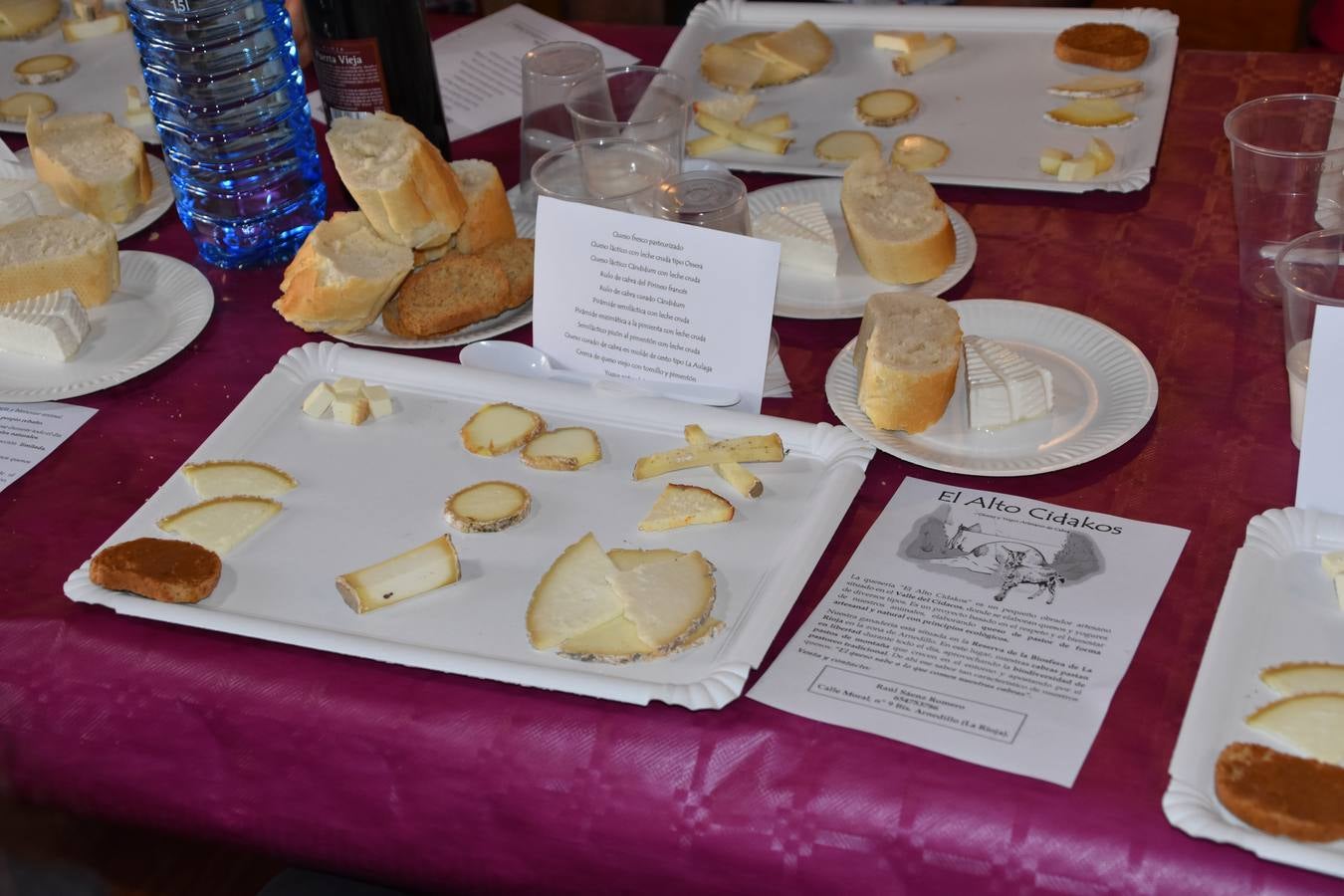 Gran ambiente en las calles de Enciso.