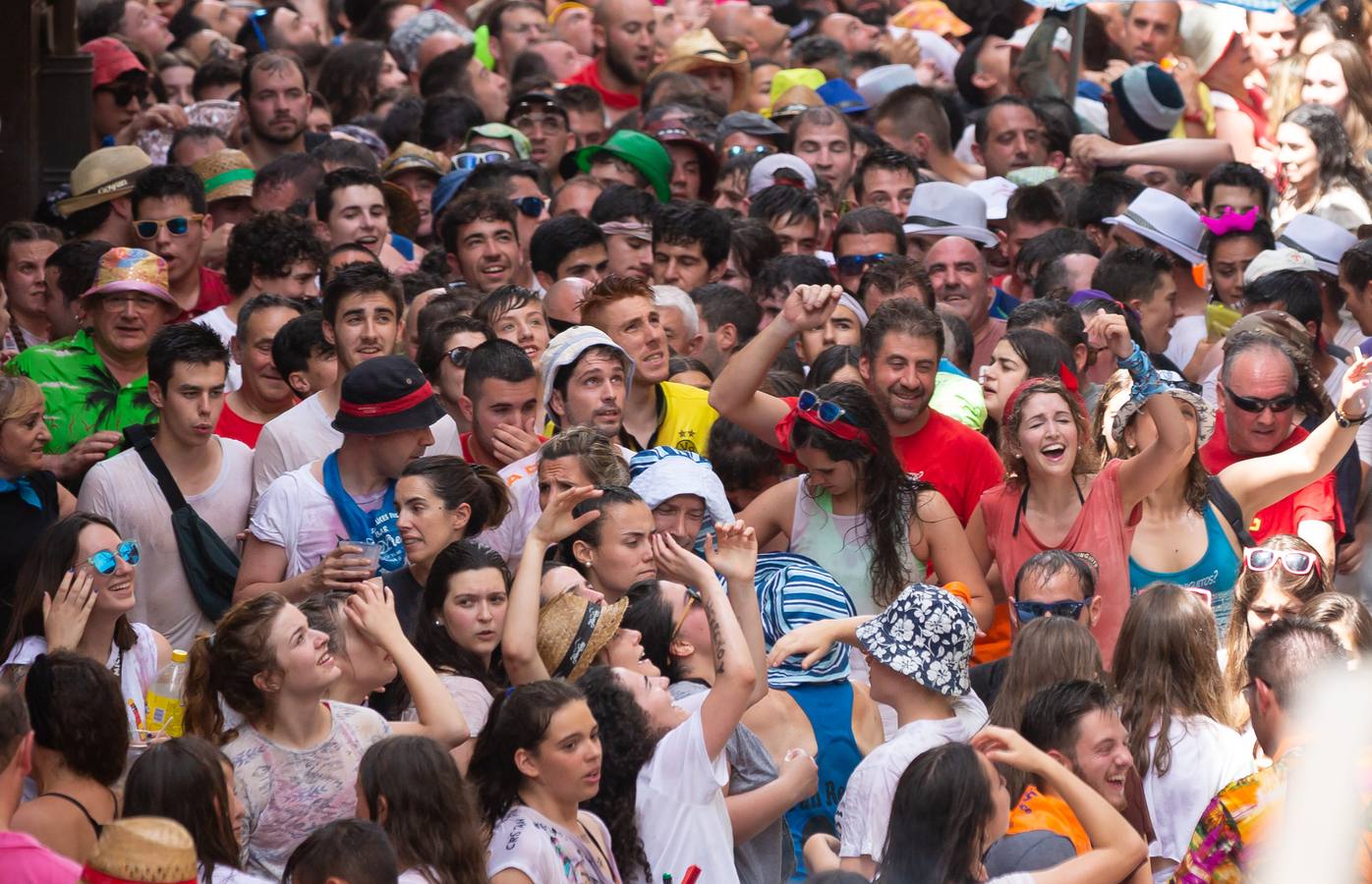 Fotos: Nájera da sus vueltas en el Día de San Juan