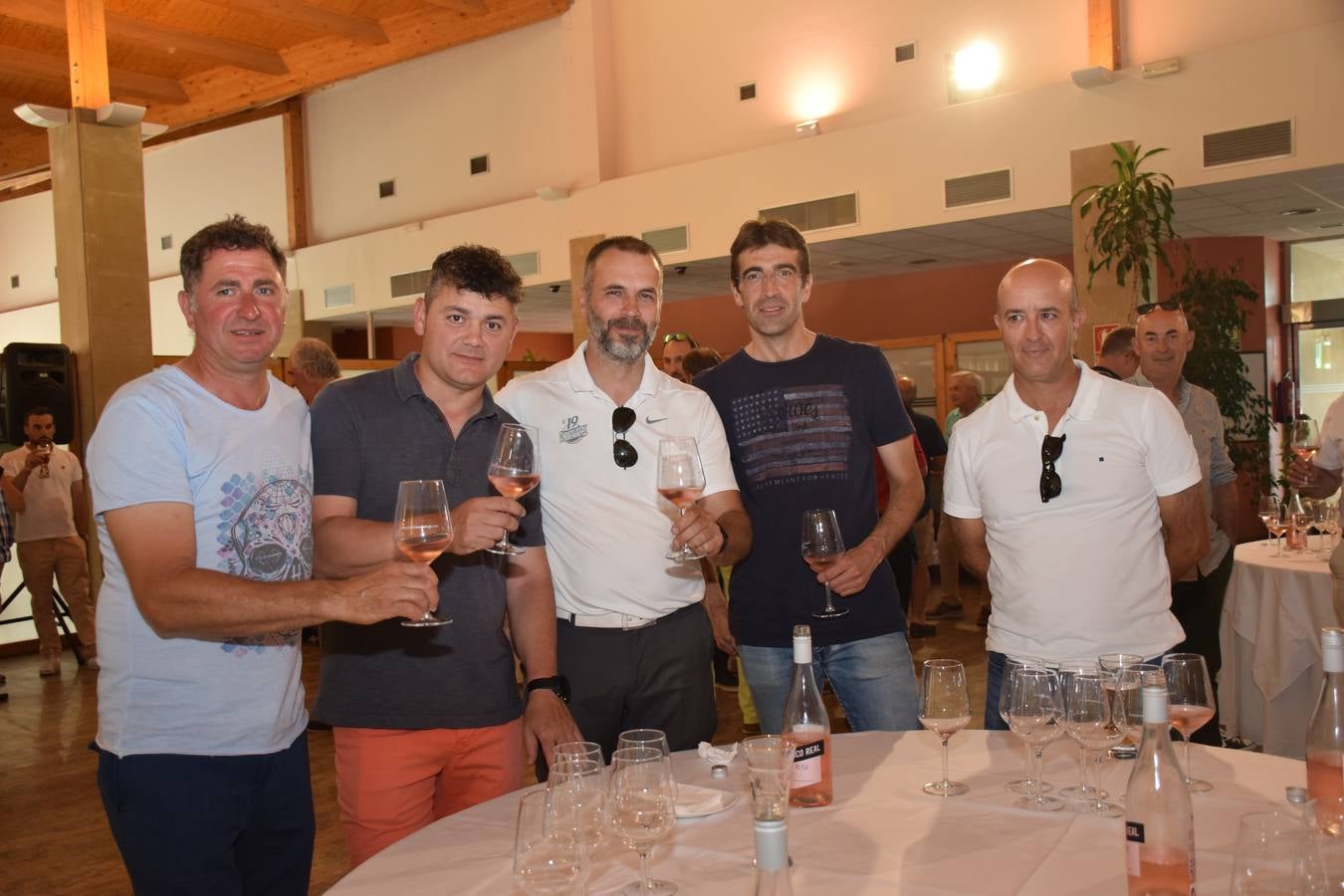 Los jugadores disfrutaron de dos vinos de Bodegas Monte Real.