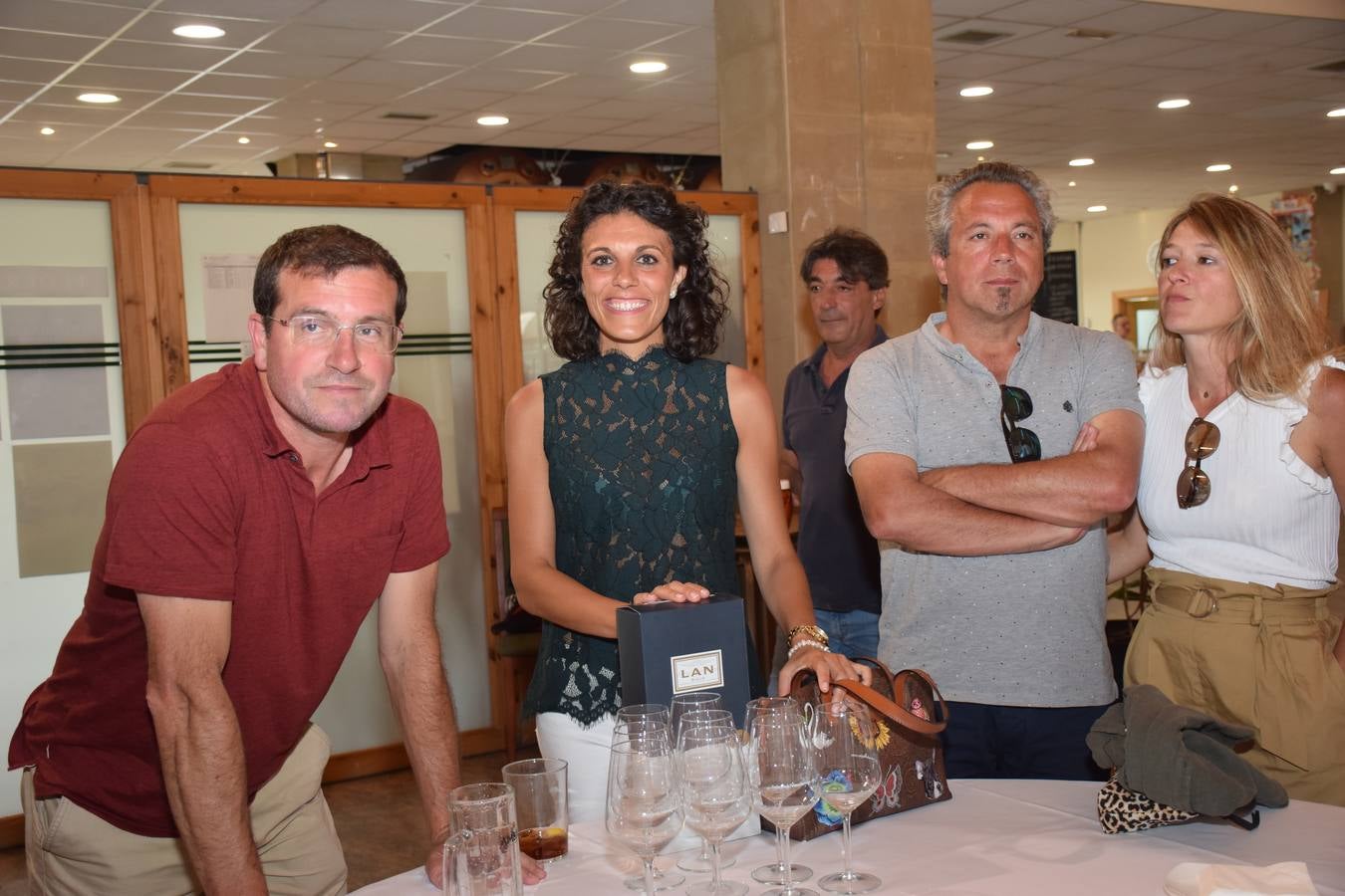 Los jugadores disfrutaron de dos vinos de Bodegas Monte Real.