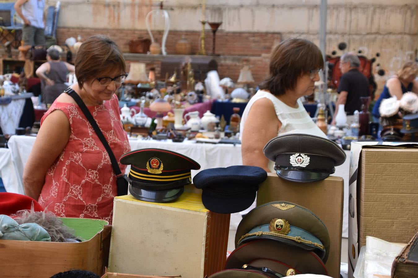 Fotos: Munilla ha acogido la X Feria Internacional de Antigüedades