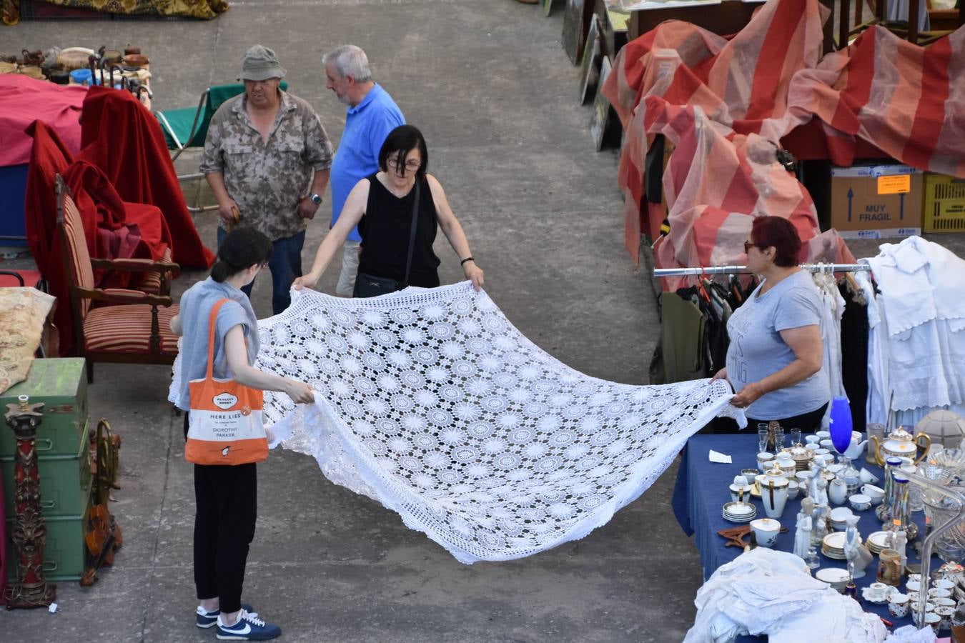 Fotos: Munilla ha acogido la X Feria Internacional de Antigüedades