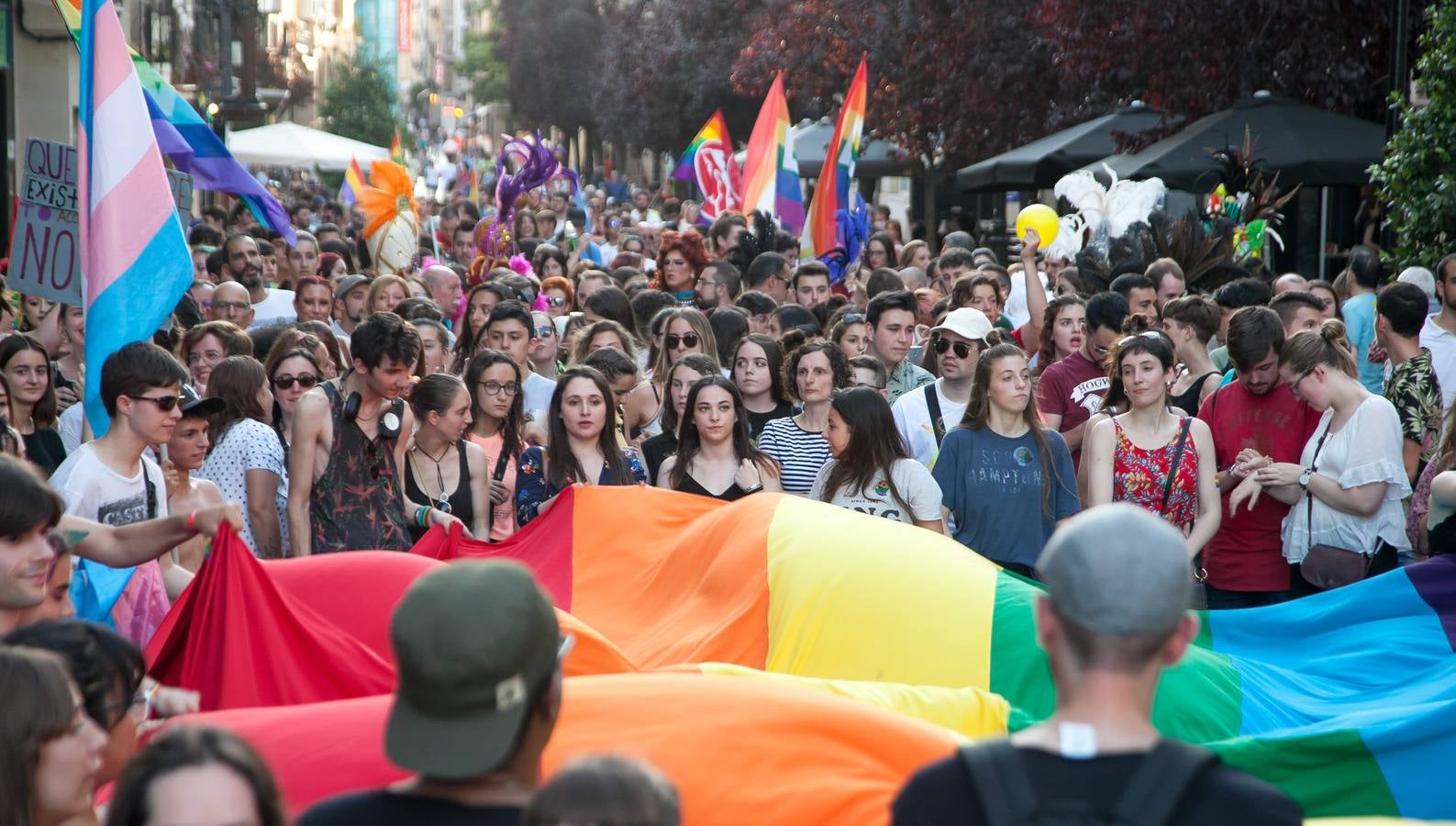 Unos jóvenes, durante la manifestación