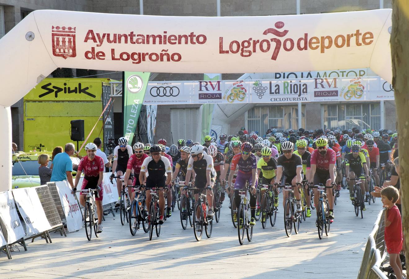 Fotos: La Tercera Cicloturista de La Rioja (II)