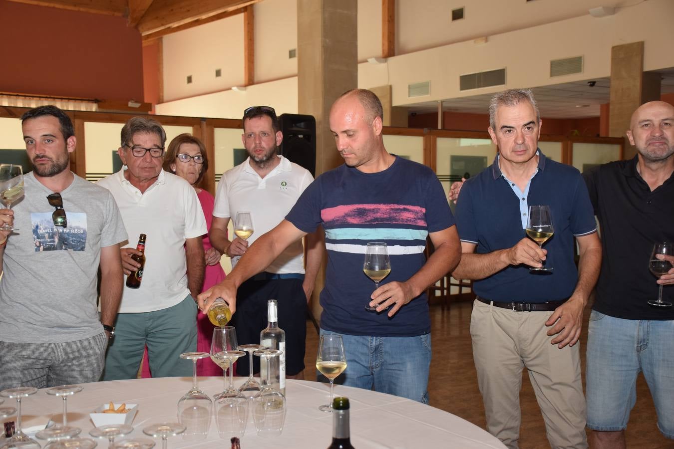 Un momento de la cata de Bodegas Altanza.