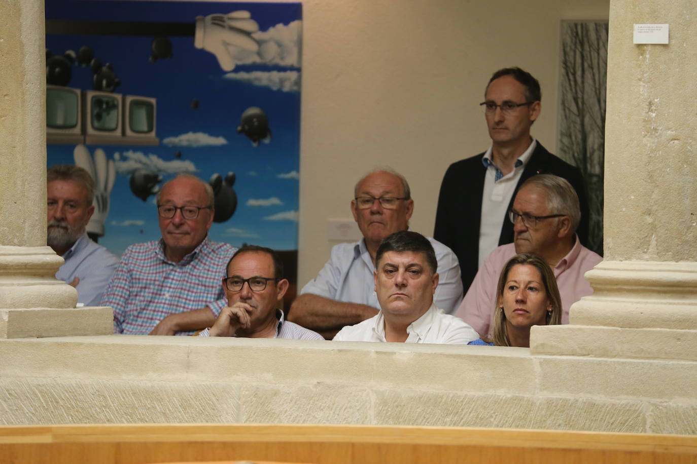 Fotos: Primera sesión del debate de investidura de Concha Andreu