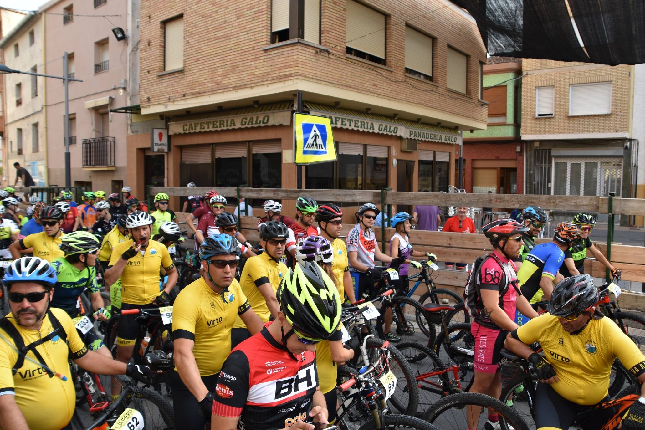 Fotos: Aitor Royo gana la BTT La Pera