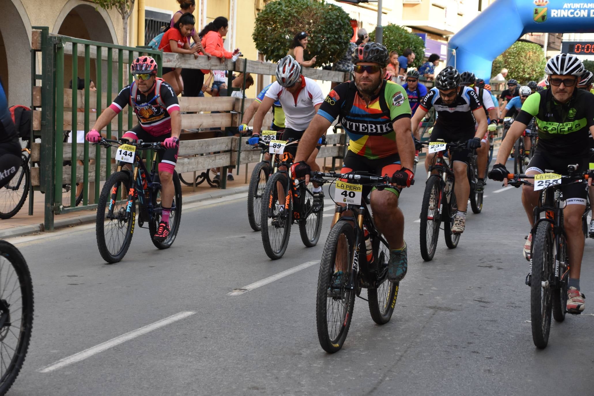 Fotos: Aitor Royo gana la BTT La Pera