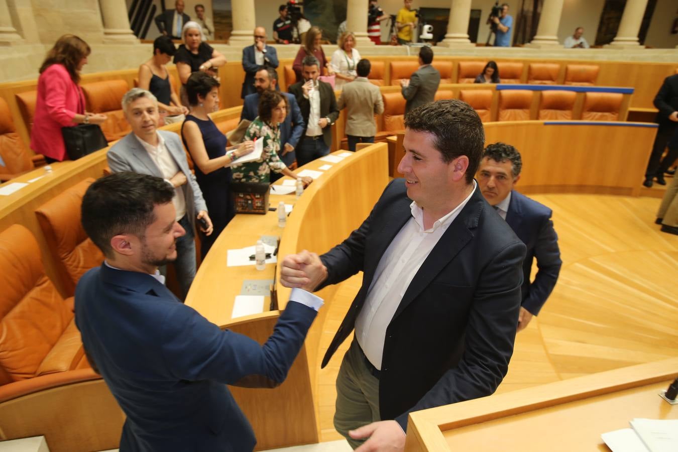 Fotos: La elección de Raúl Díaz como senador autonómico