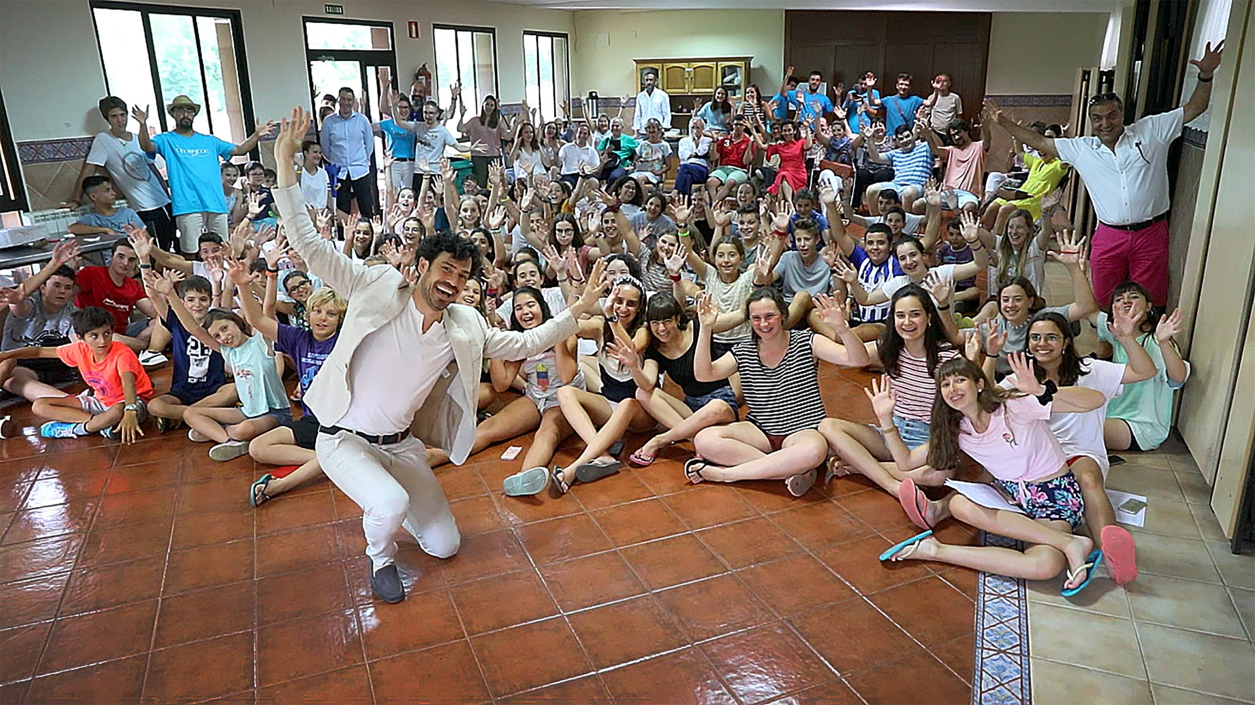 Fotos: Pablo Sáinz Villegas participa en Ezcaray en la séptima edición de Oja Musicae