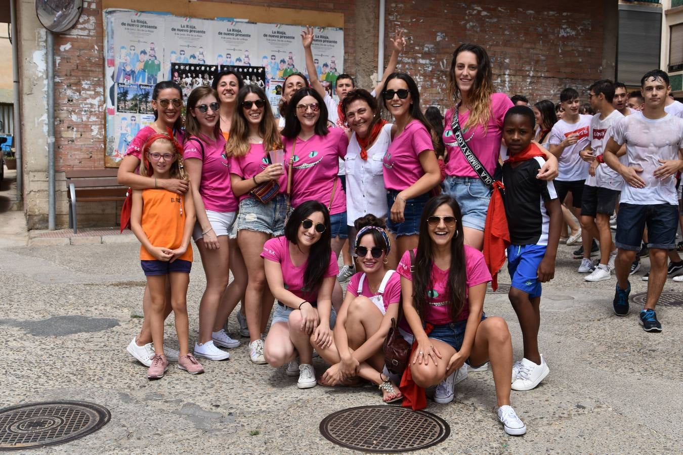 Fotos: Cervera lanza el cohete y disfruta del recorrido del agua va