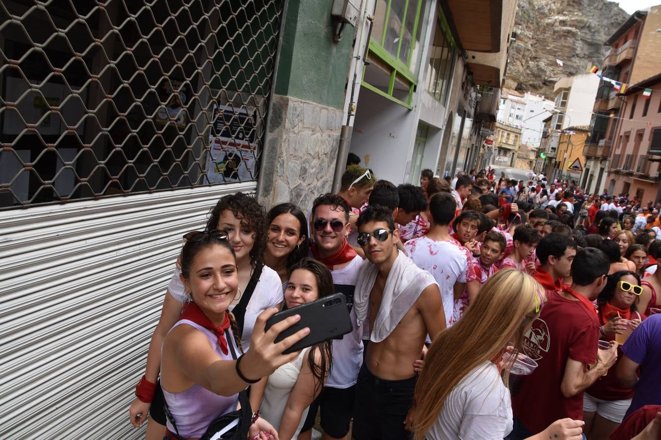 Fotos: Cervera lanza el cohete y disfruta del recorrido del agua va