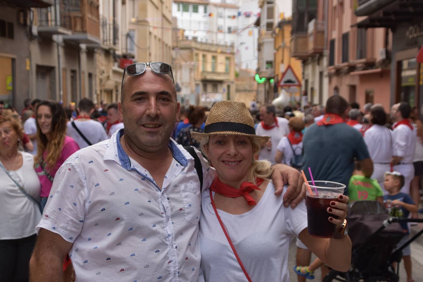 Fotos: Cervera lanza el cohete y disfruta del recorrido del agua va