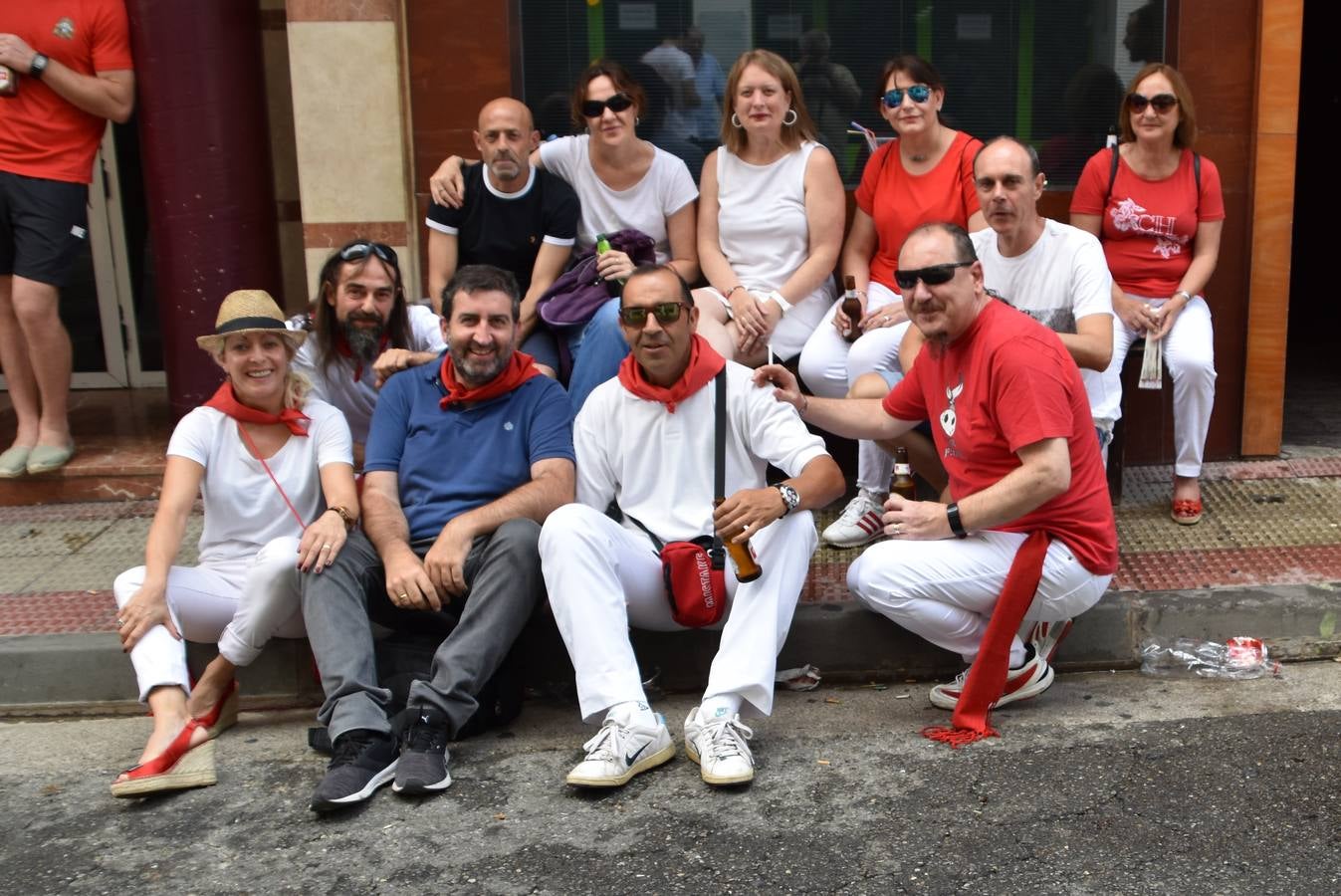 Fotos: Cervera lanza el cohete y disfruta del recorrido del agua va