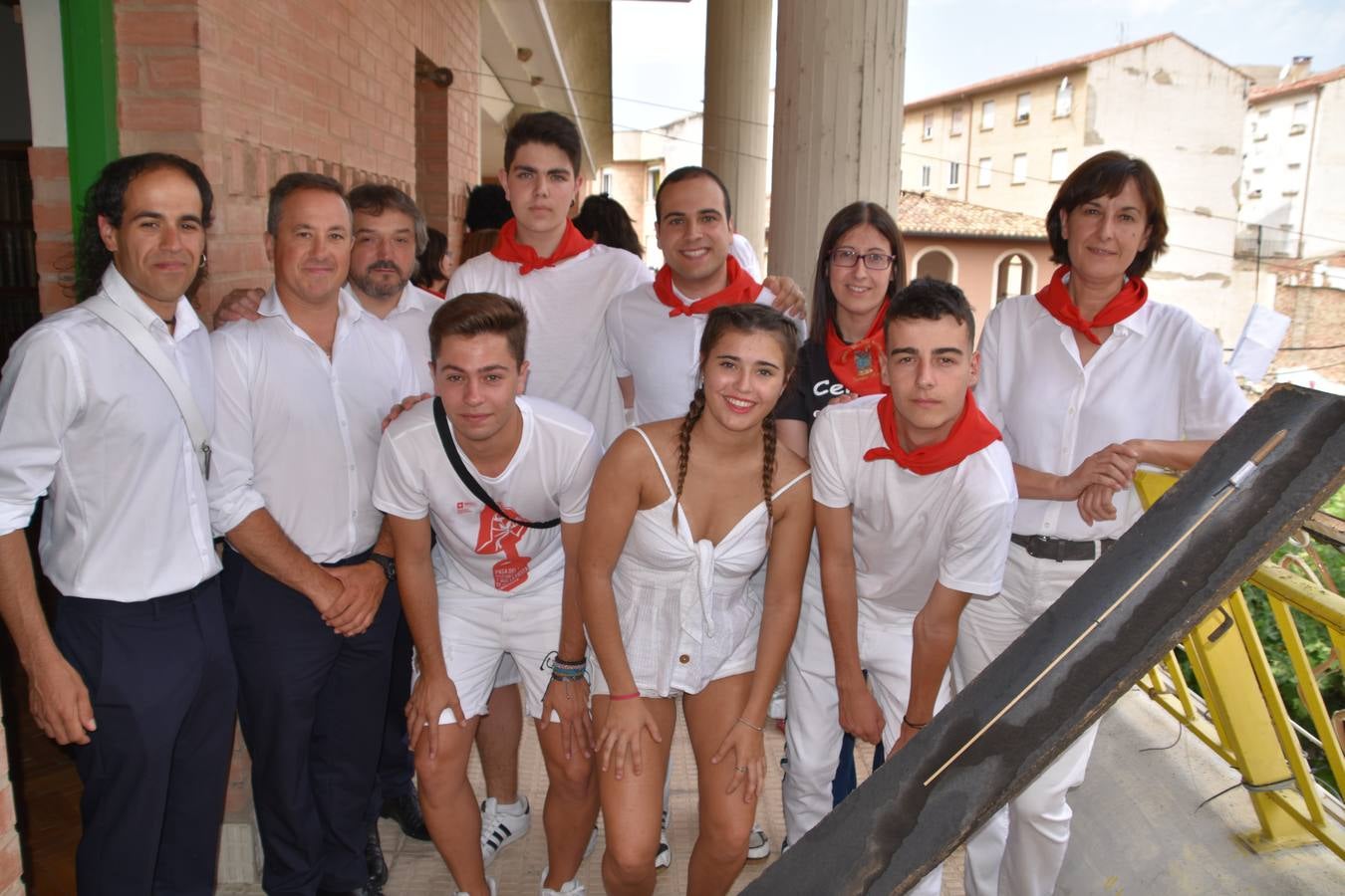 Fotos: Cervera lanza el cohete y disfruta del recorrido del agua va