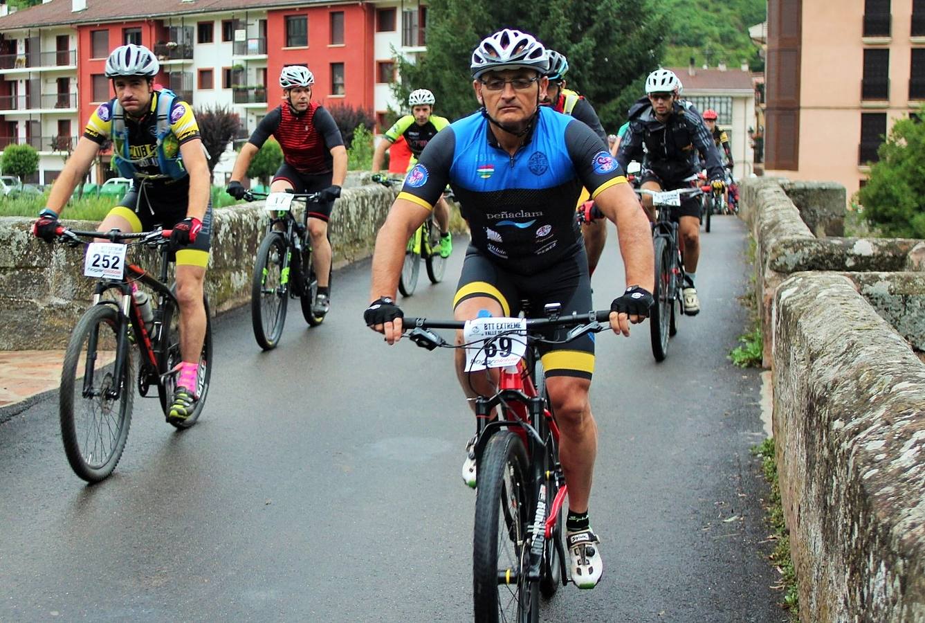 Fotos: Prueba BTT Extreme de Ezcaray: salida y meta
