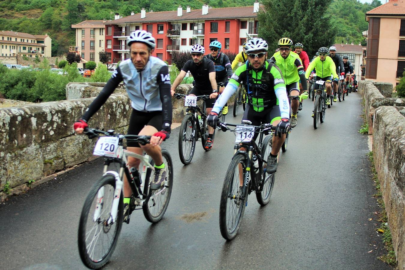 Fotos: Prueba BTT Extreme de Ezcaray: salida y meta