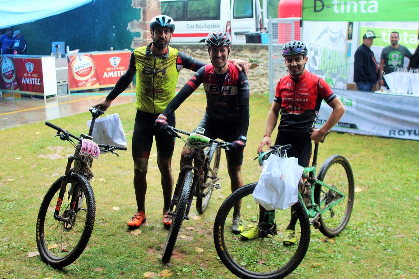 Fotos: Prueba BTT Extreme de Ezcaray: salida y meta