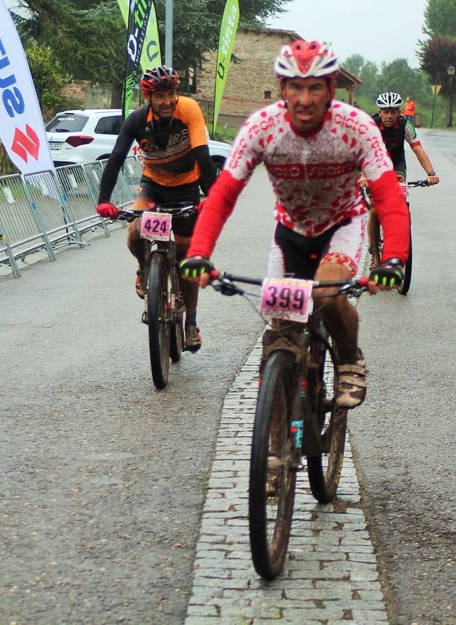 Fotos: Prueba BTT Extreme de Ezcaray: salida y meta