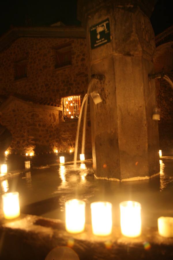 Fotos: El Rasillo celebra la Noche de las Velas