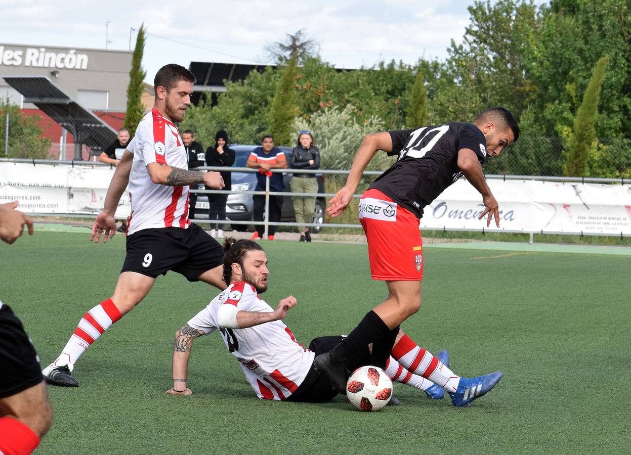 Fotos: La UDL se estrena ante el River Ebro