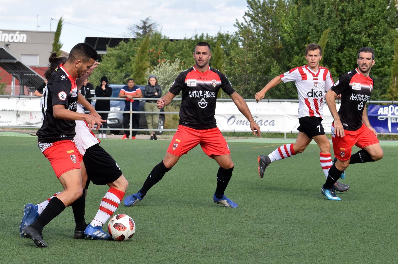 Fotos: La UDL se estrena ante el River Ebro