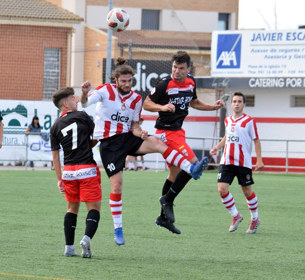 Fotos: La UDL se estrena ante el River Ebro