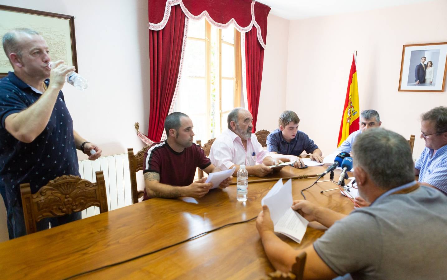 Fotos: Las imágenes de la moción de censura en Tricio