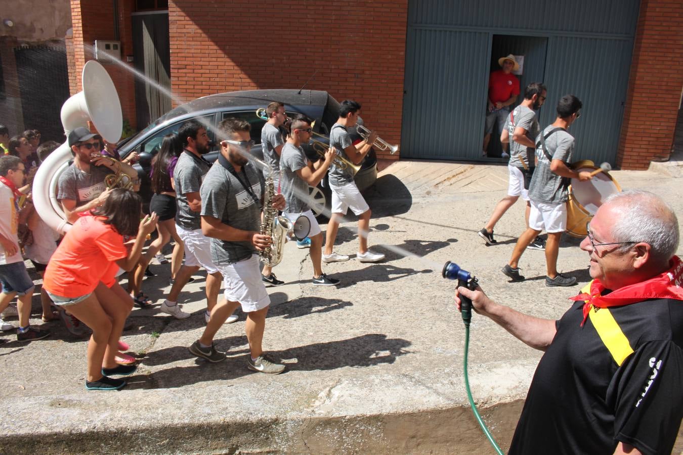 Fotos: Arnedillo arranca sus fiestas