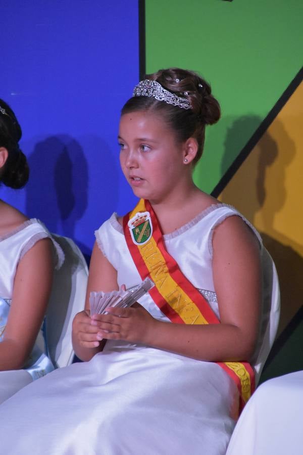 Fotos: La coronación de las reinas de las fiestas de Rincón de Soto