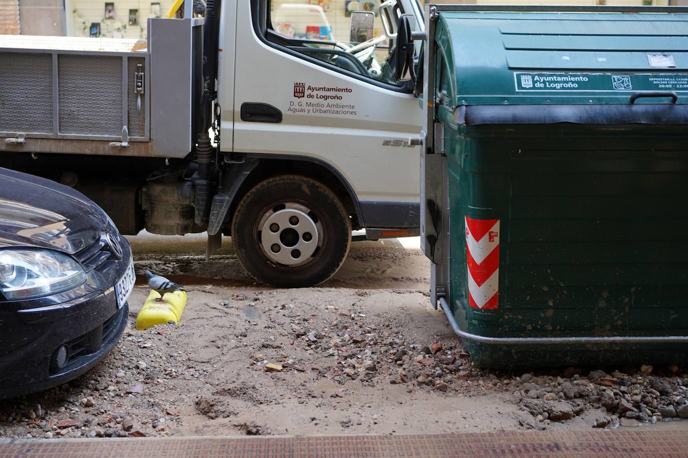 Fotos: Así ha quedado la calle Vitoria tras una nueva rotura de una tubería