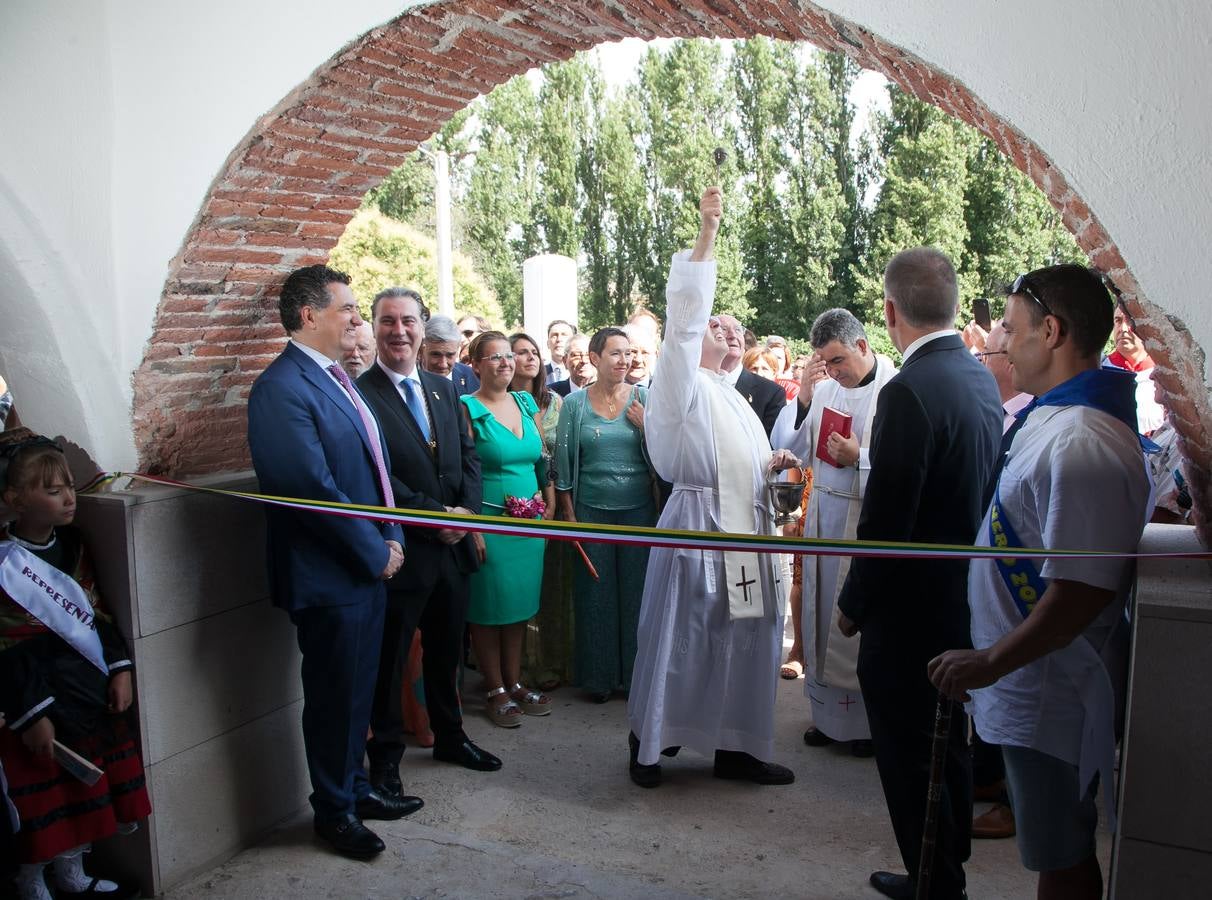 Fotos: Las imágenes del lanzamiento del pan y el queso en Quel