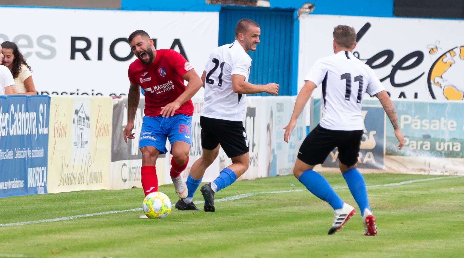 Fotos: El Calahorra cae ante el Burgos