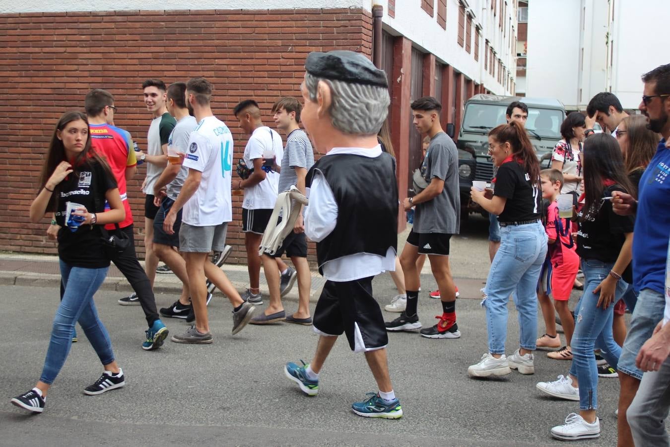 Fotos: Ezcaray ya está de fiestas