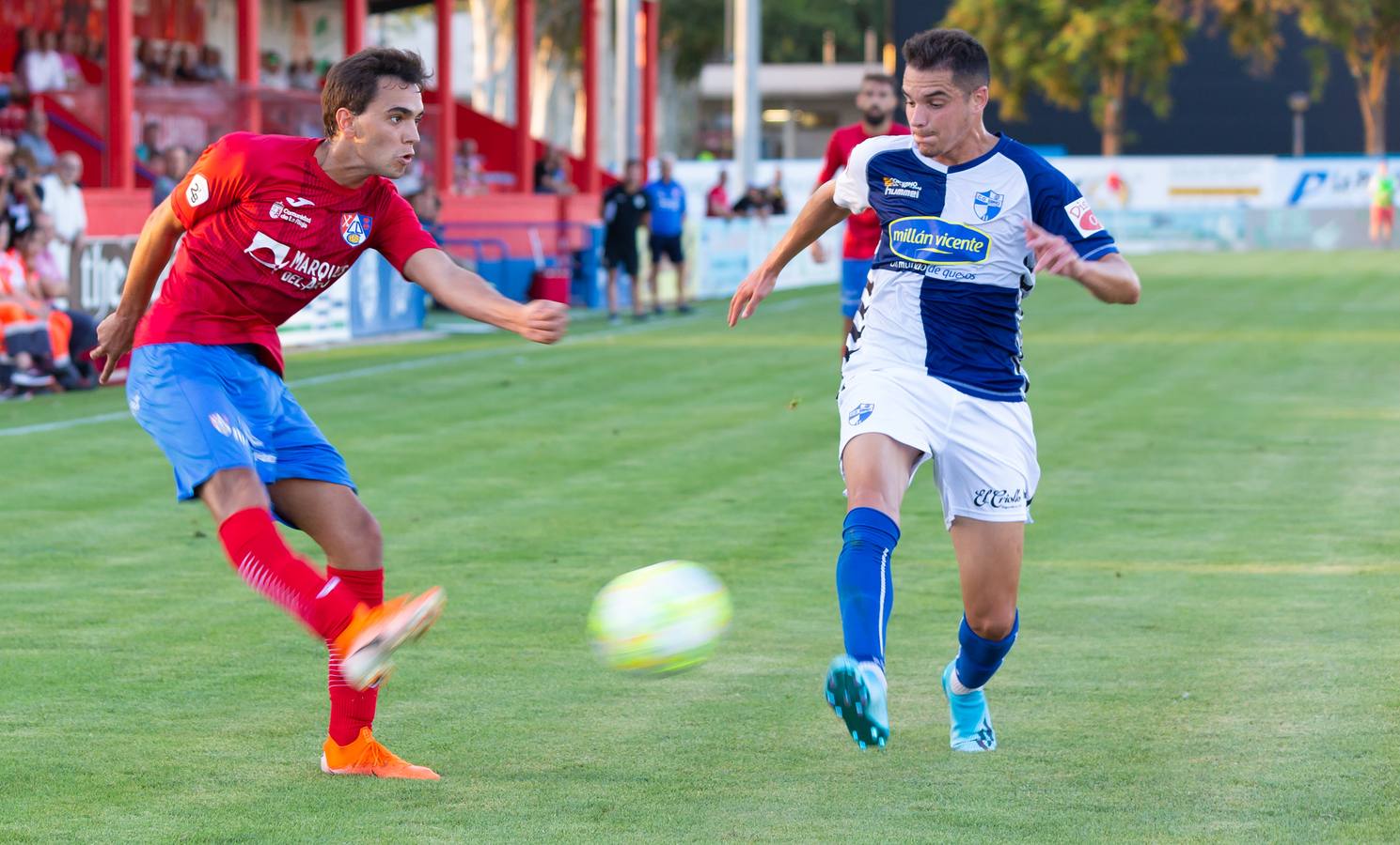 Fotos: Las fotografías de la victoria del Calahorra sobre el Ebro