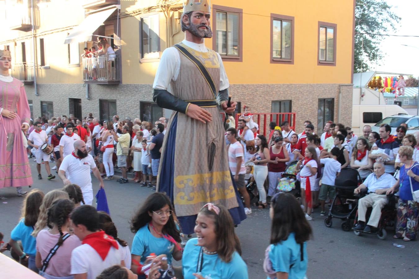 Fotos: Así ha sido el desfile de carrozas de Alfaro