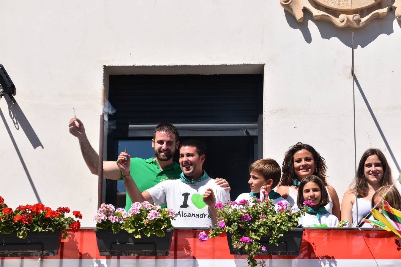 Fotos: Alcanadre arranca cinco días de fiestas