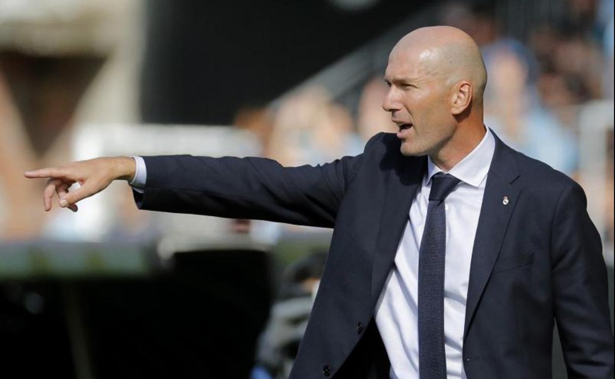 Zinedine Zidane, durante el partido ante el Celta.