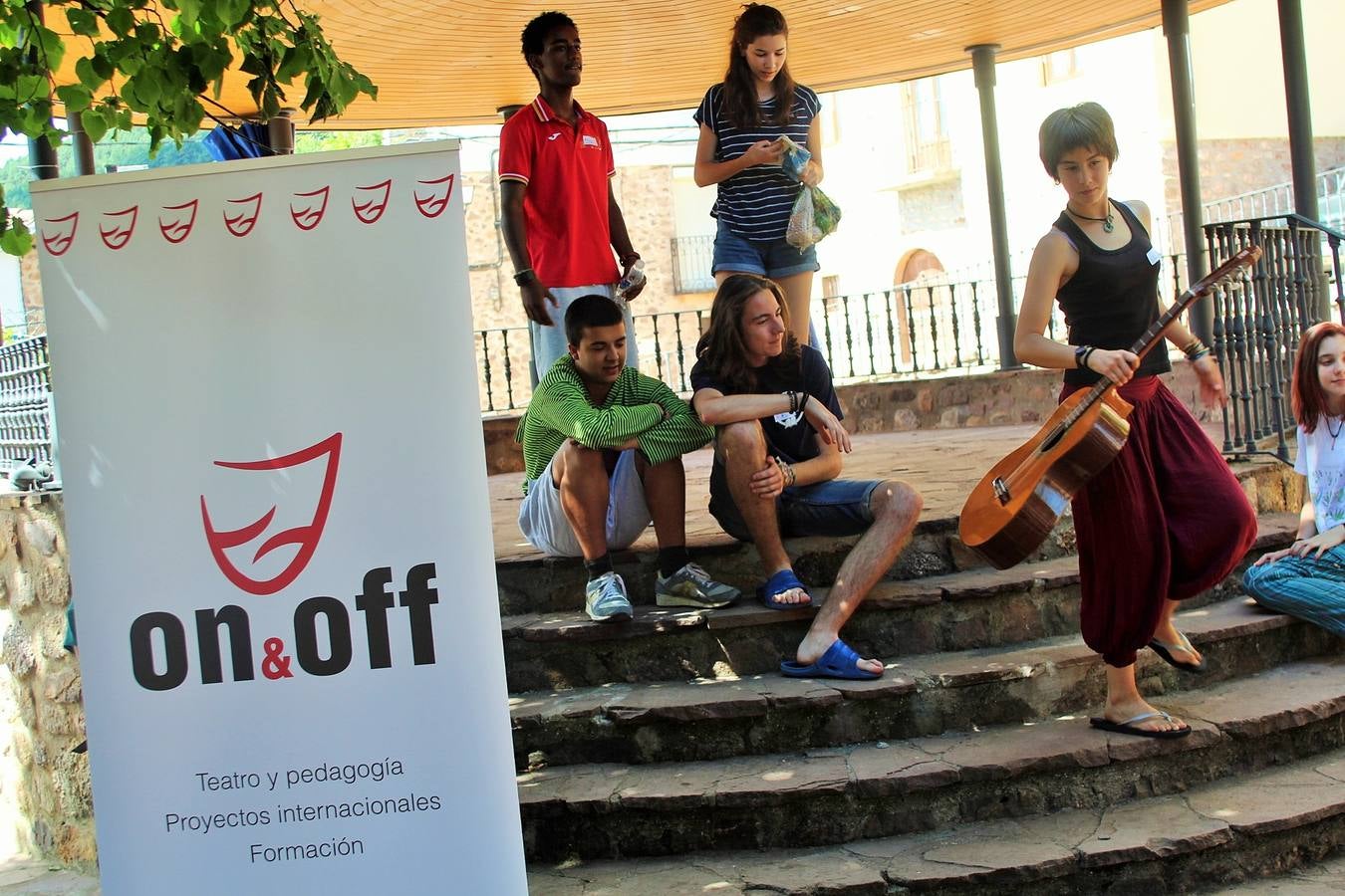 Fotos: El Rasillo acoge un campamento de formación en tolerancia y convivencia