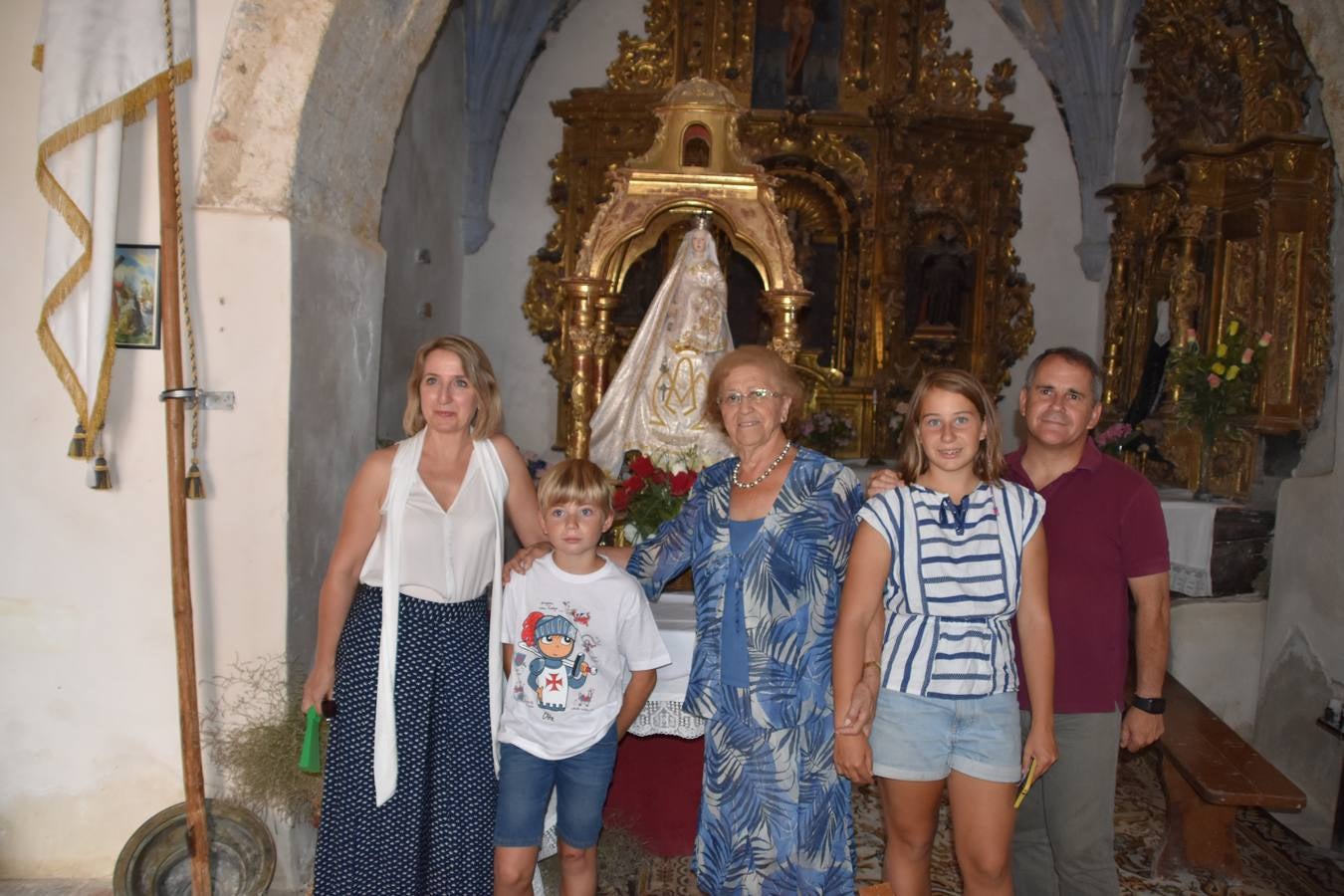 Fotos: Día grande de las fiestas de Navajún en honor a la Virgen de Atisca