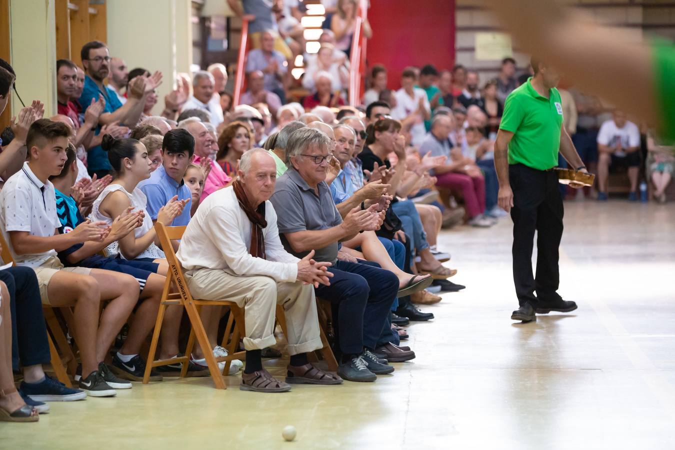 Fotos: La pelota llena el frontón de Uruñuela